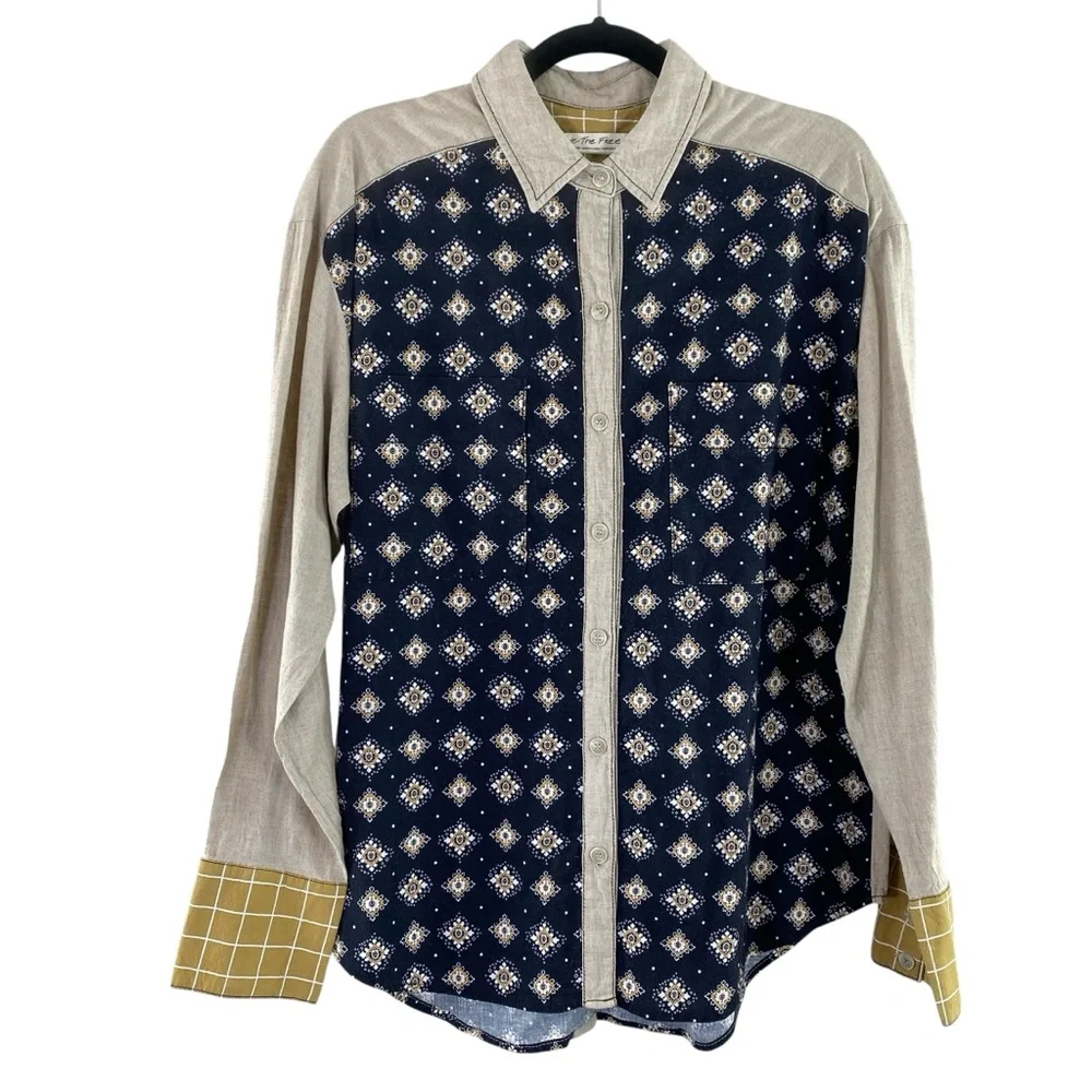 Free People We The Free Women’s Navy and Beige Patterned Button Down Shirt M - Picture 4 of 13